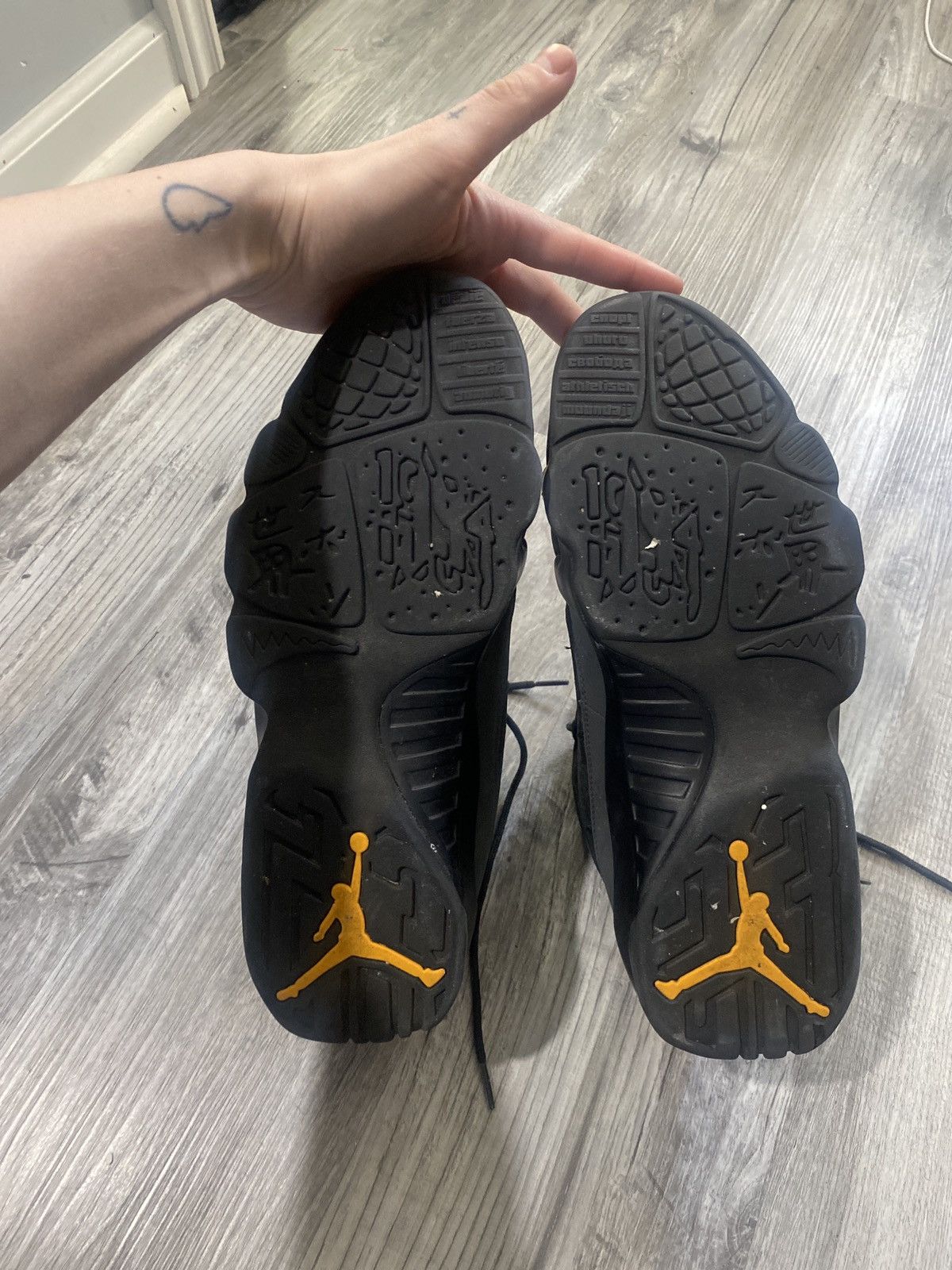 Jordan Brand Jordan 9 Dark Charcoal University Gold Size US 12 / EU 45 - 5 Thumbnail