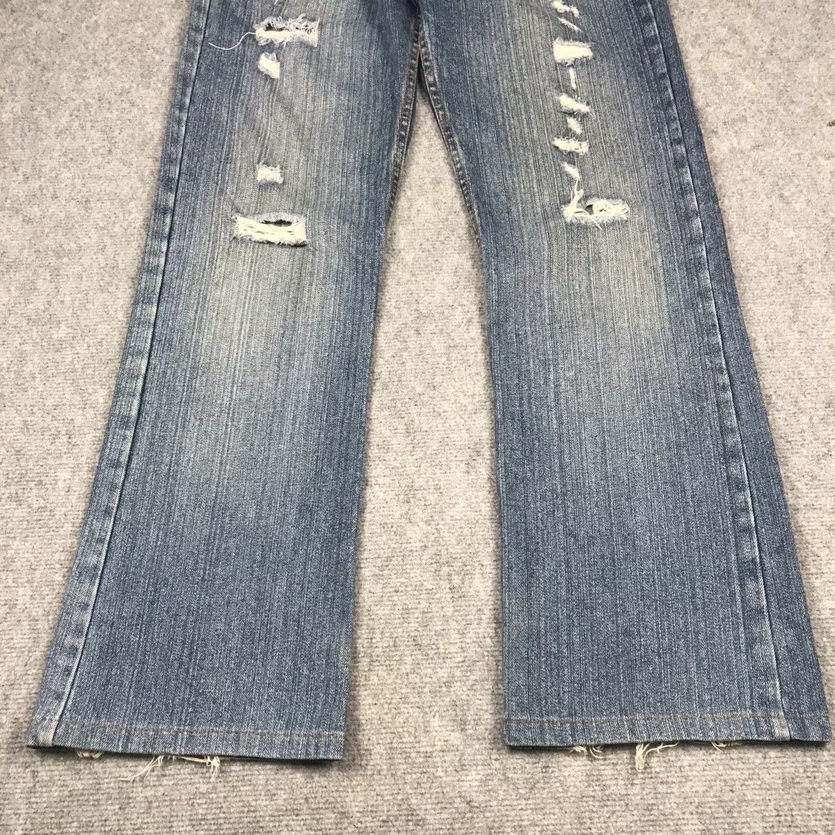 Other FLARE JENAS😈NYLAUS JEANS RIPPED DISTRESSED BOOTCUT PANTS Size US 30 / EU 46 - 4 Thumbnail