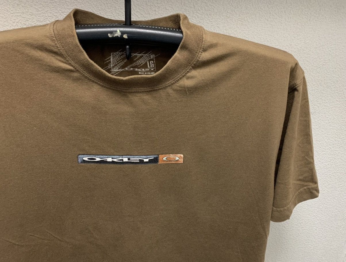 Oakley Oakley vintage box logo t-shirt made in USA L sz Size US L / EU 52-54 / 3 - 5 Thumbnail