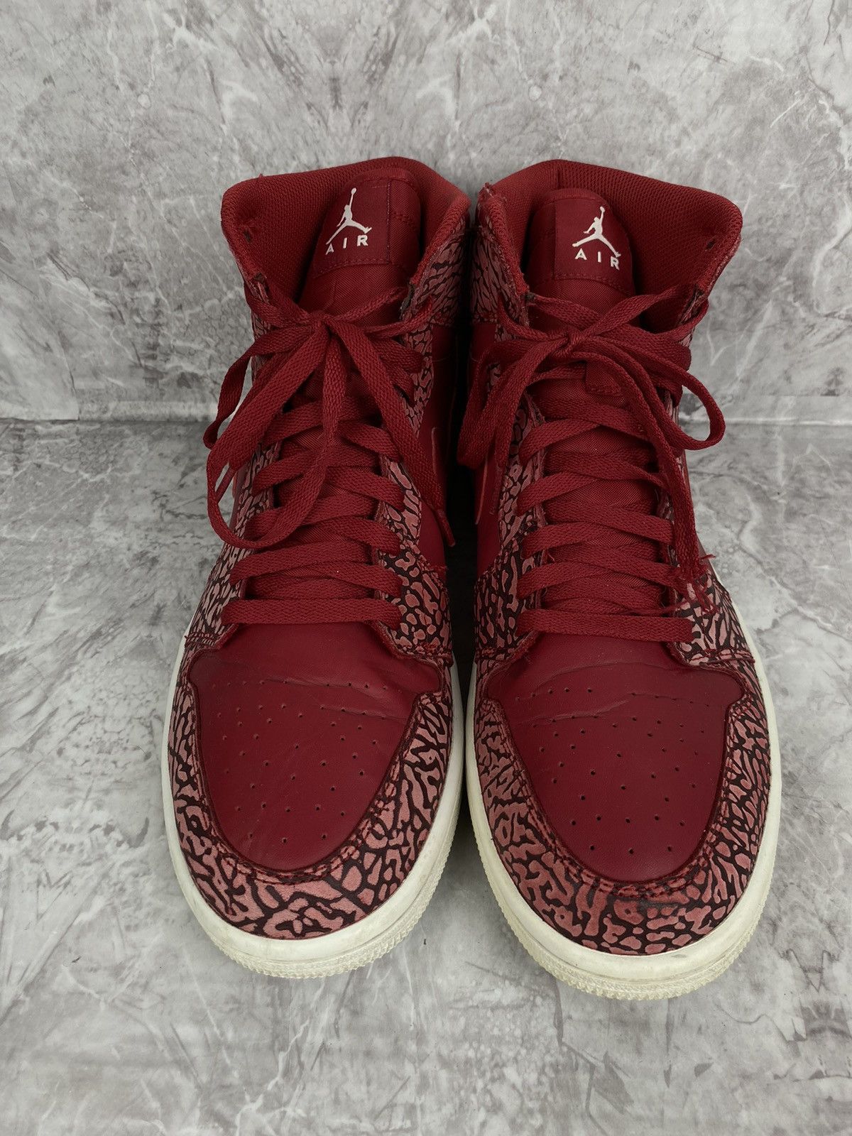 Jordan Brand Jordan 1 Retro Red Elephant Print Size US 12.5 / EU 45-46 - 3 Thumbnail