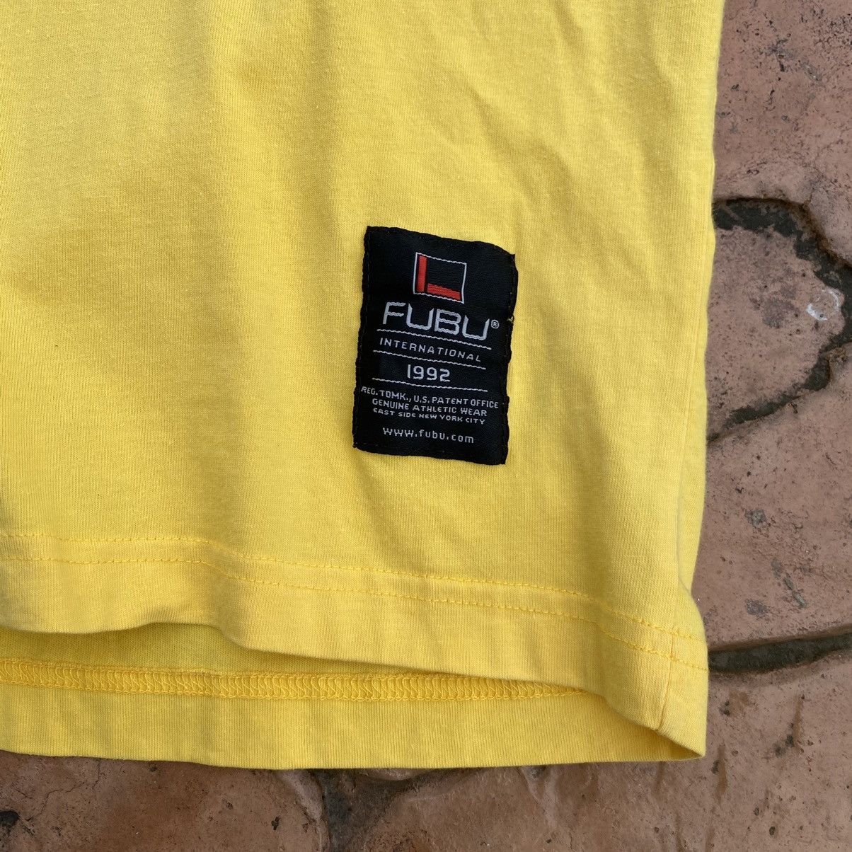 Fubu Vintage Fubu New York Streetwear Oversized Tee Size US XXL / EU 58 / 5 - 3 Thumbnail