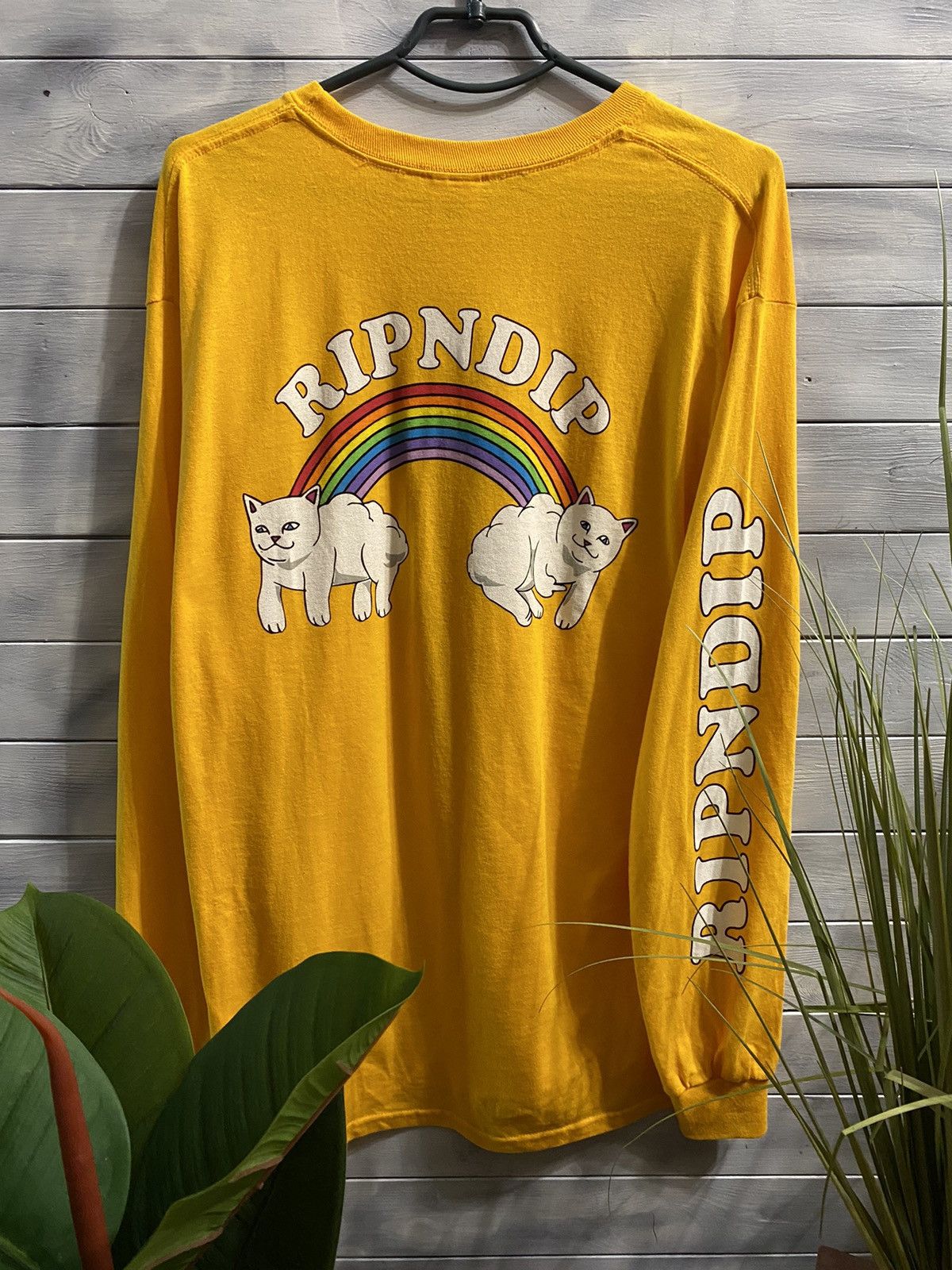 RIPNDIP Rare Long-Sleeve RipNDip Big Logo Fuck Cats. Size US L / EU 52-54 / 3 - 8 Thumbnail