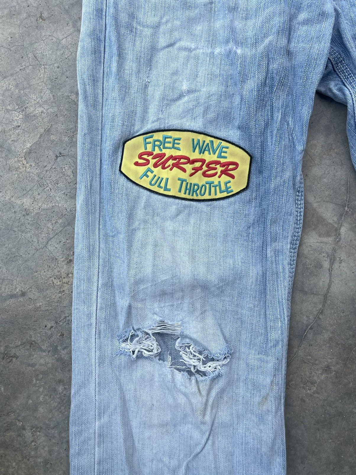 Edwin × Vintage Vintage Edwin Bootcut Distressed Jeans Size US 33 - 8 Thumbnail