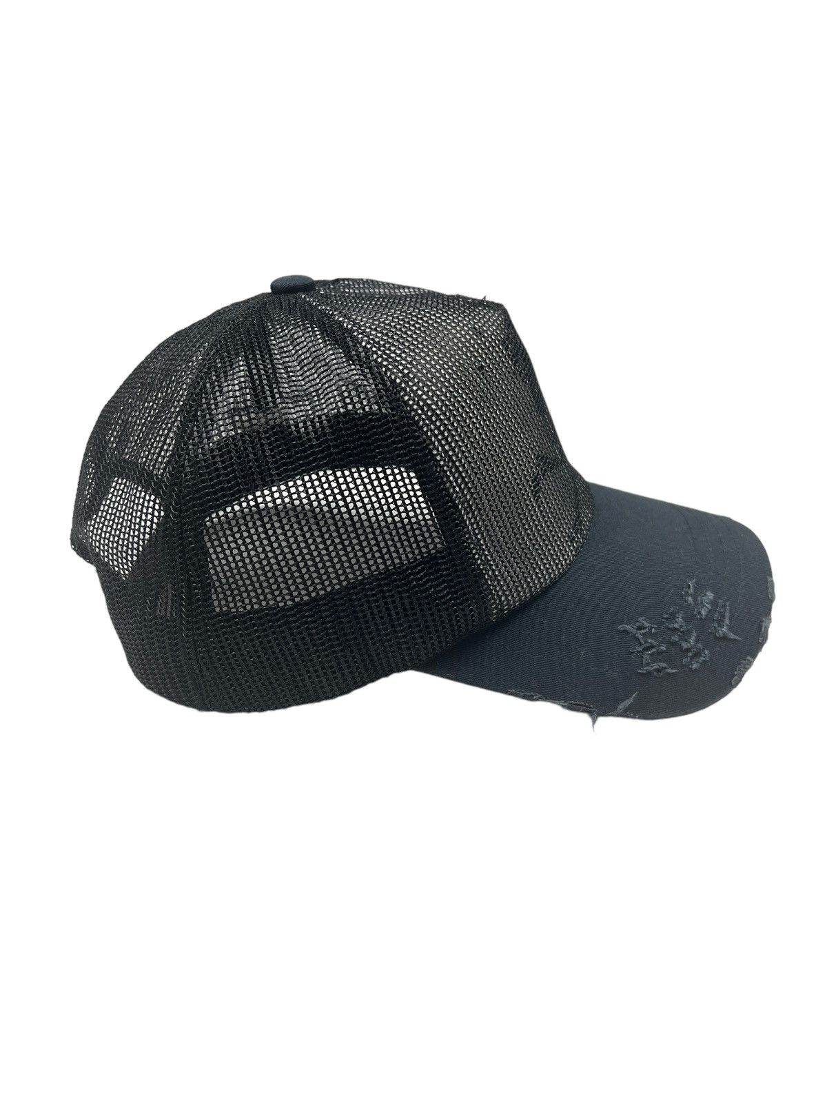 Japanese Brand Re Product NYC Skull Mesh Distressed Trucker Hat Size ONE SIZE - 4 Thumbnail