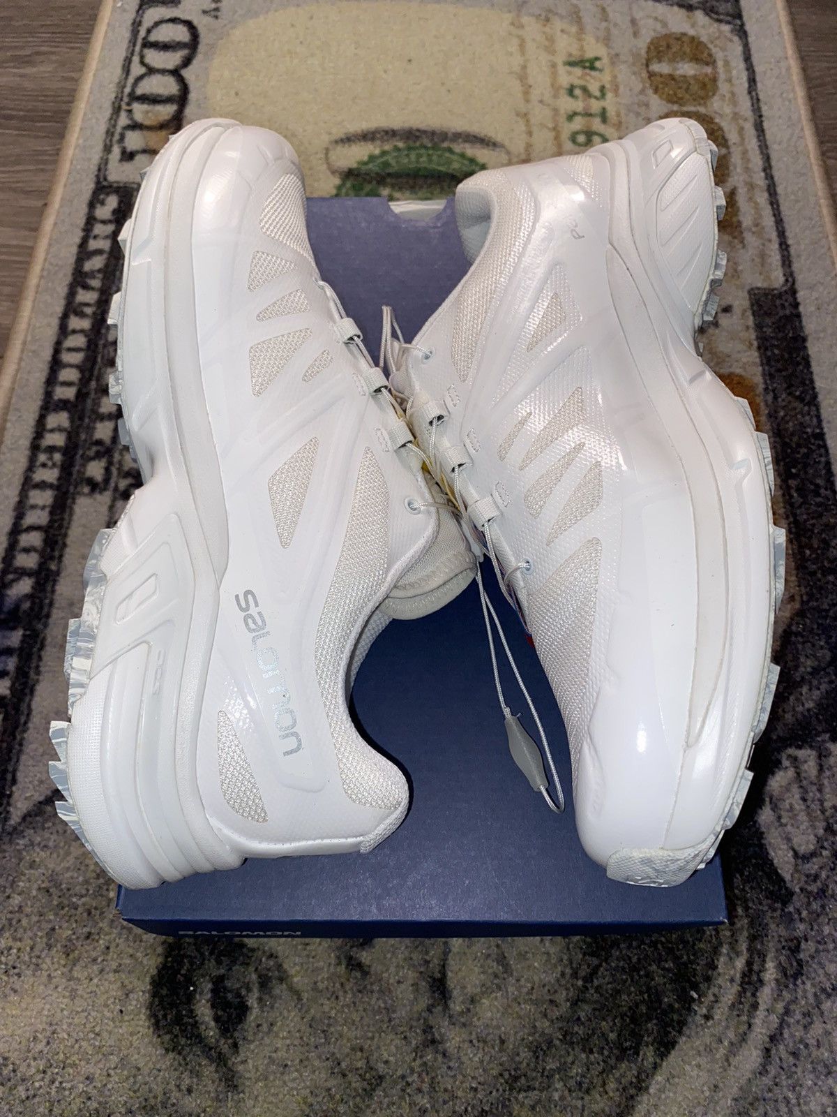 Palace × Salomon Salomon XT-Wings 2 Palace White Size US 11.5 / EU 44-45 - 2 Thumbnail
