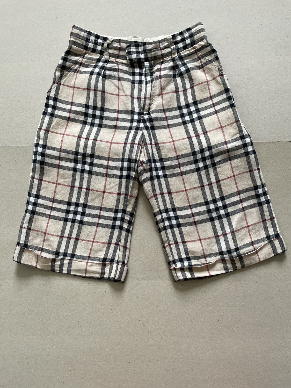 image of 8Years Burberry Nova Check Children Shorts in Beige, Men's (Size 26)