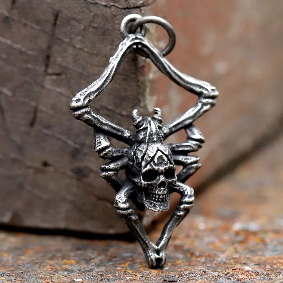 Jewelry Creative Rare Spider Pendant Necklaces Size ONE SIZE - 3 Thumbnail