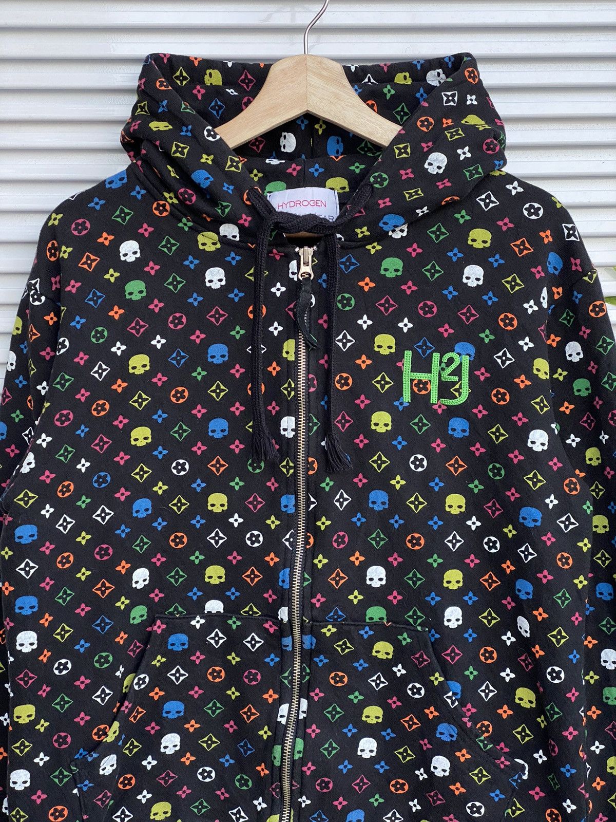 HYDROGEN Vintage Hydrogen Skulls Monogram / Travis Flacko LV Scott Size US L / EU 52-54 / 3 - 1 Thumbnail
