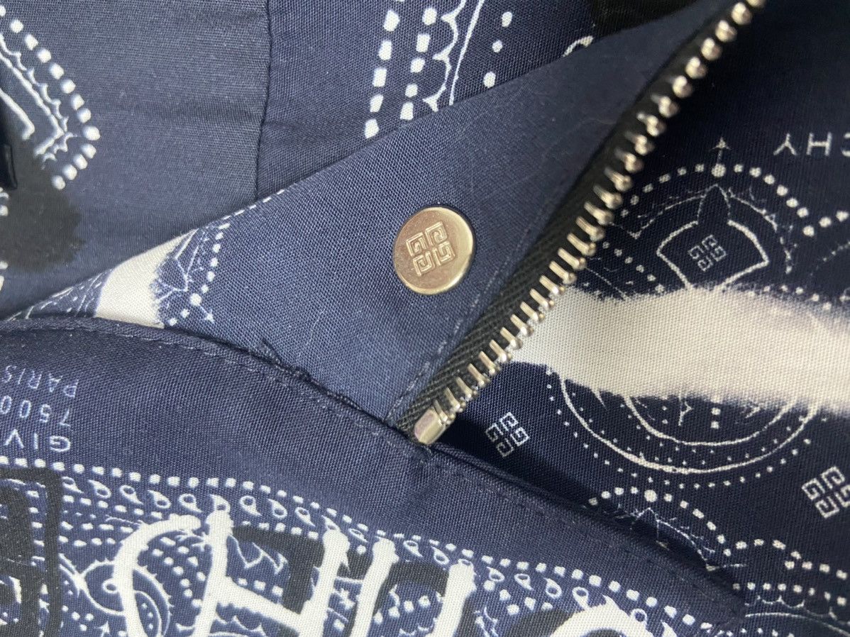 Givenchy 41 Givenchy X Chito Oversized bandana shirt jacket Size US L / EU 52-54 / 3 - 6 Thumbnail