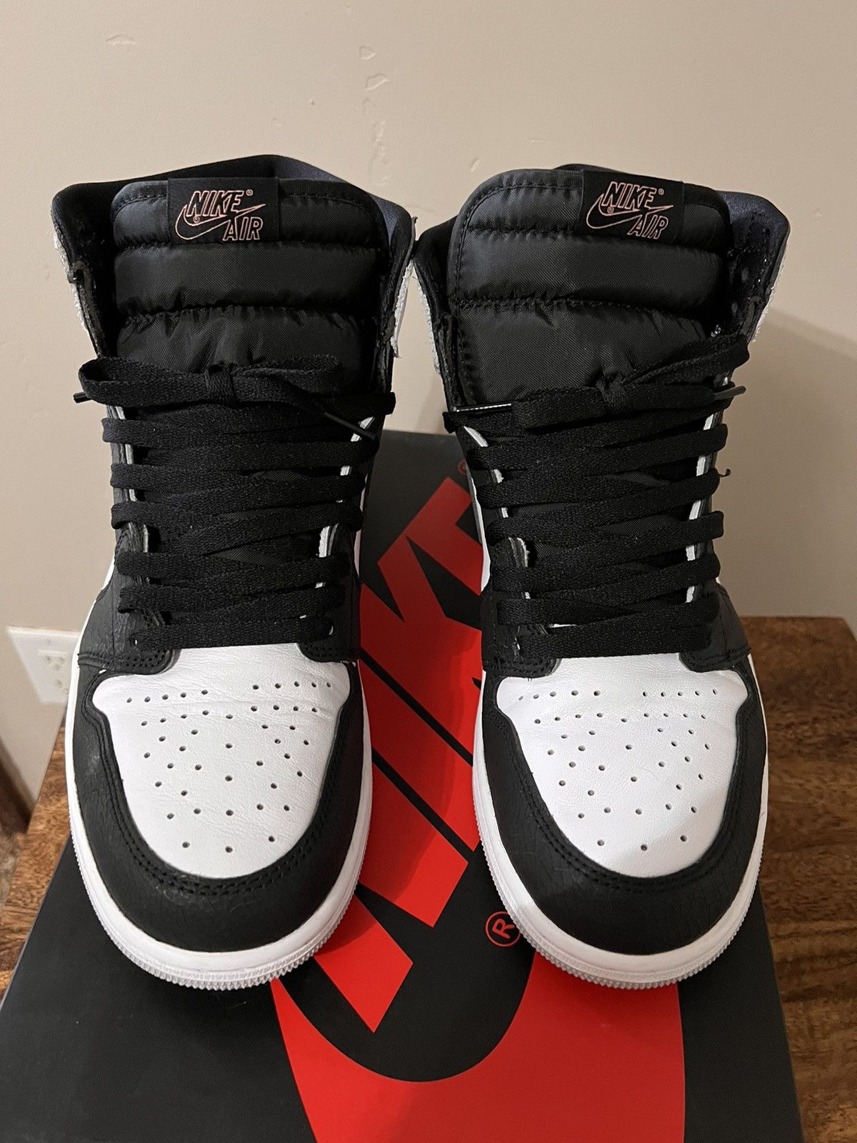 Jordan Brand Jordan 1 High Stage Haze Size US 11 / EU 44 - 4 Thumbnail