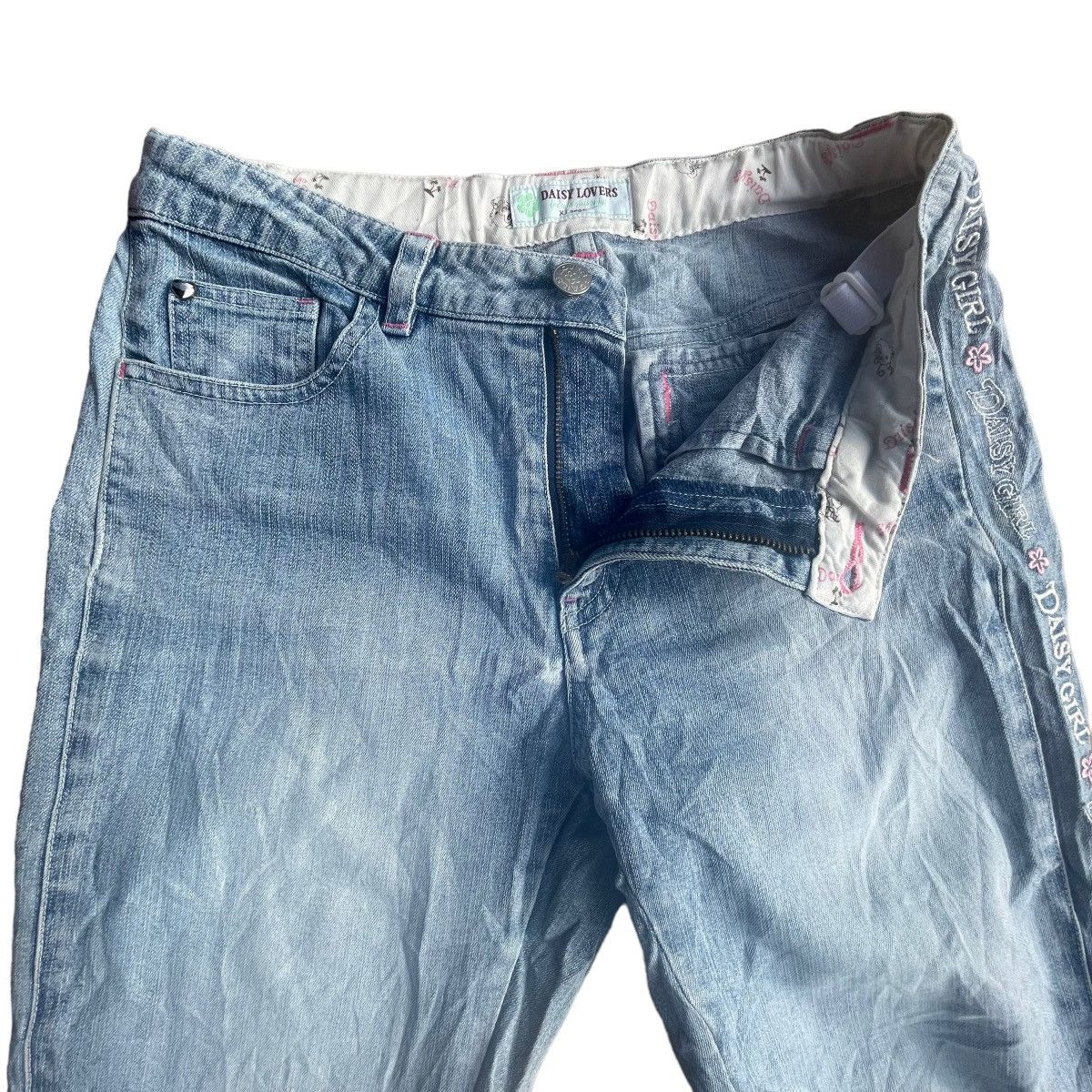 Hysteric Glamour 🇯🇵 DAISY LOVERS EMBROIDERED SIDE TAPE FLARE DENIM PANTS Size 28" / US 6 / IT 42 - 5 Thumbnail