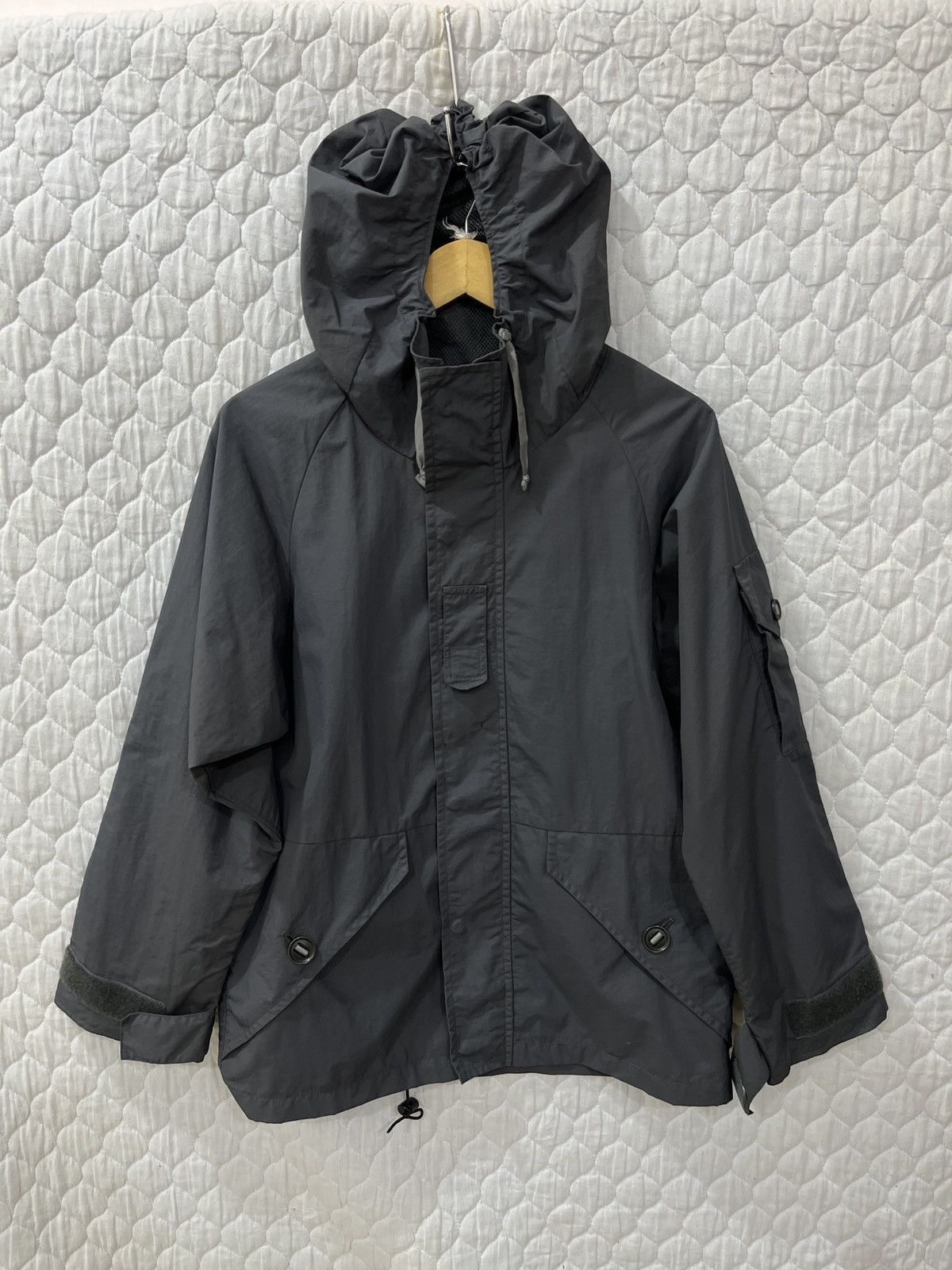 Uniqlo (Tttt). VINTAGE UNIQLO HOODIE JACKET Size US S / EU 44-46 / 1 - 1 Thumbnail