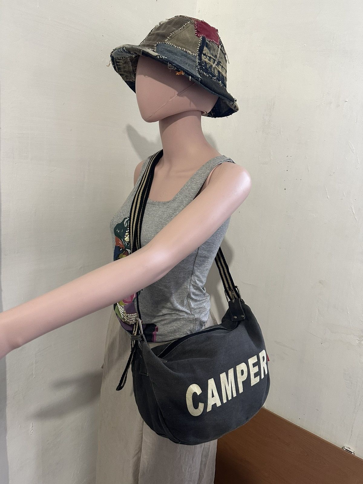 Camper Camper Crossbody/ Sling bag Size ONE SIZE - 2 Thumbnail