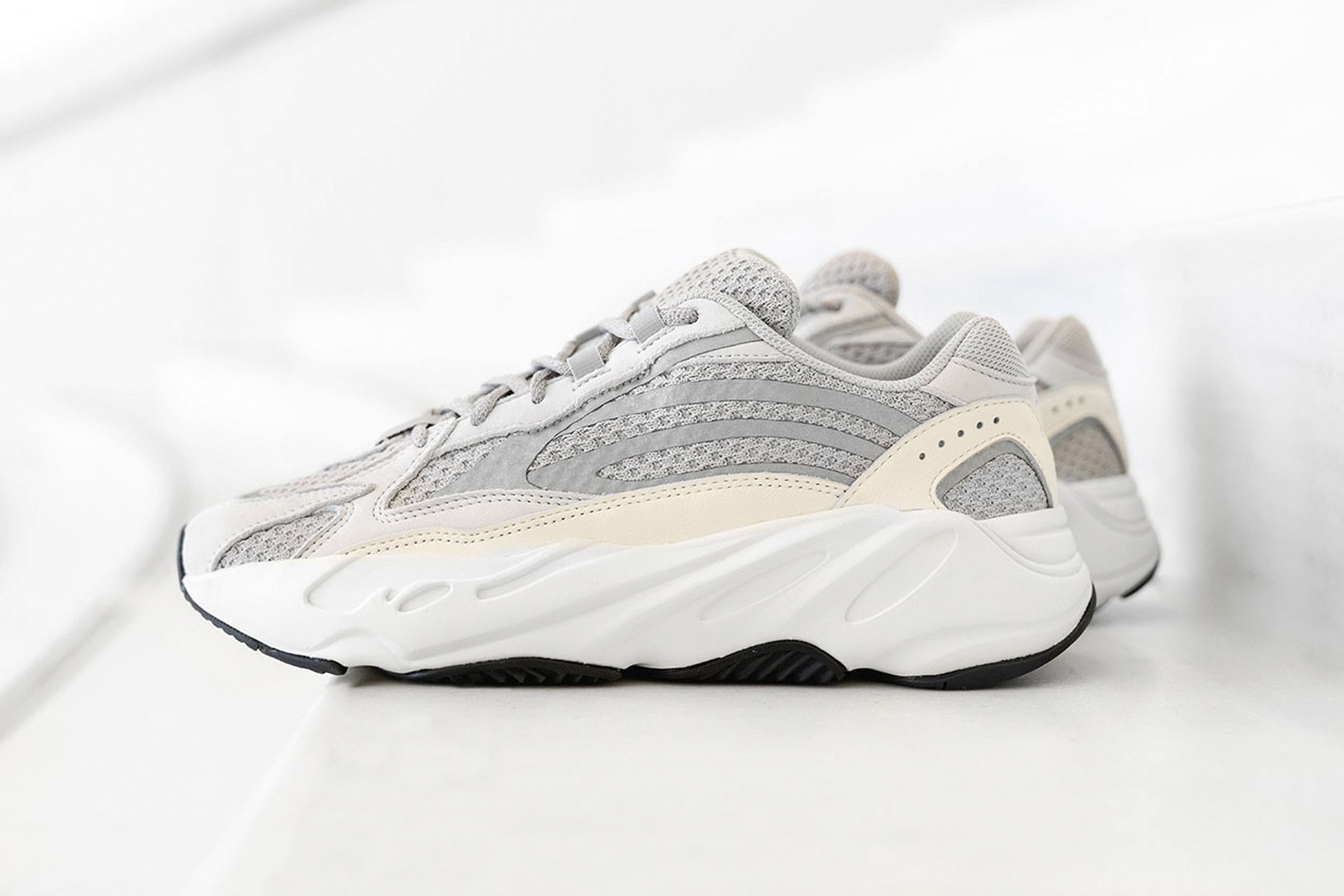 Yeezy Boost 700 v2 "Static" Drops on December 29