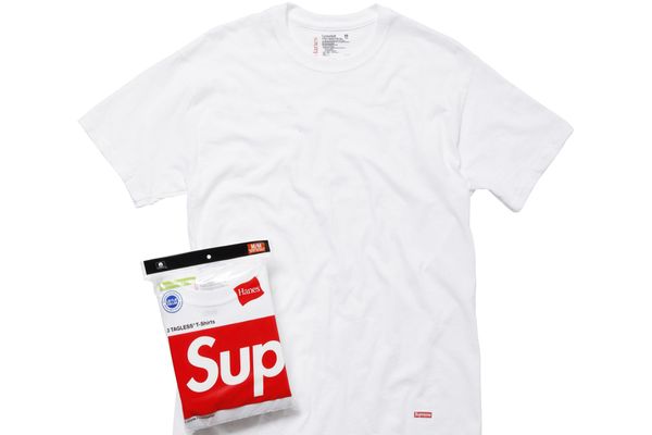 Know Your Clothes: The White T-Shirt