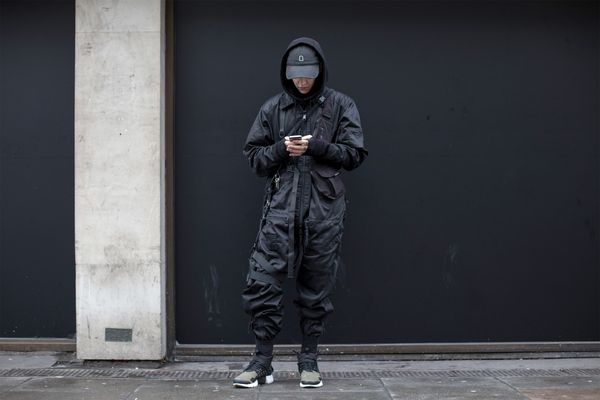 London Fashion Week Street Style: Fall/Winter 2017 Part. IV