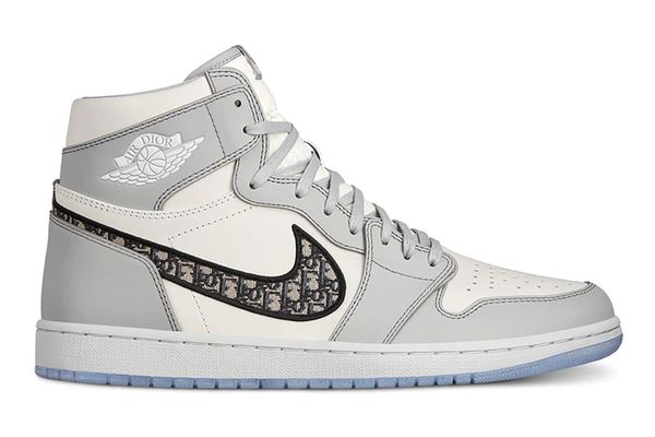 Classic or Trash: Dior x Jordan 1 "Dior"