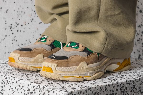 Two Budgets, One Look: "Dad Sneakers"