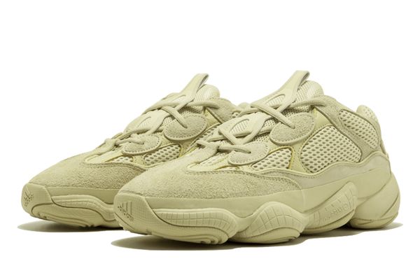 Streetwear Steals Saturdays: March 16, 2019